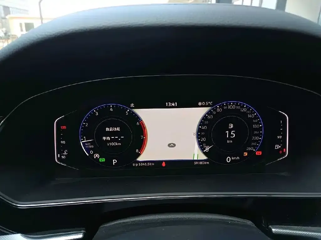 Volkswagen Passat 2023 из CN, фото 2