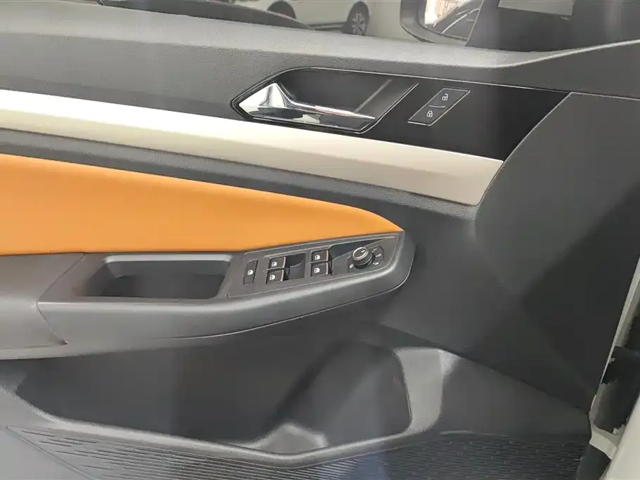 Volkswagen Bora 2023 из CN, фото 3
