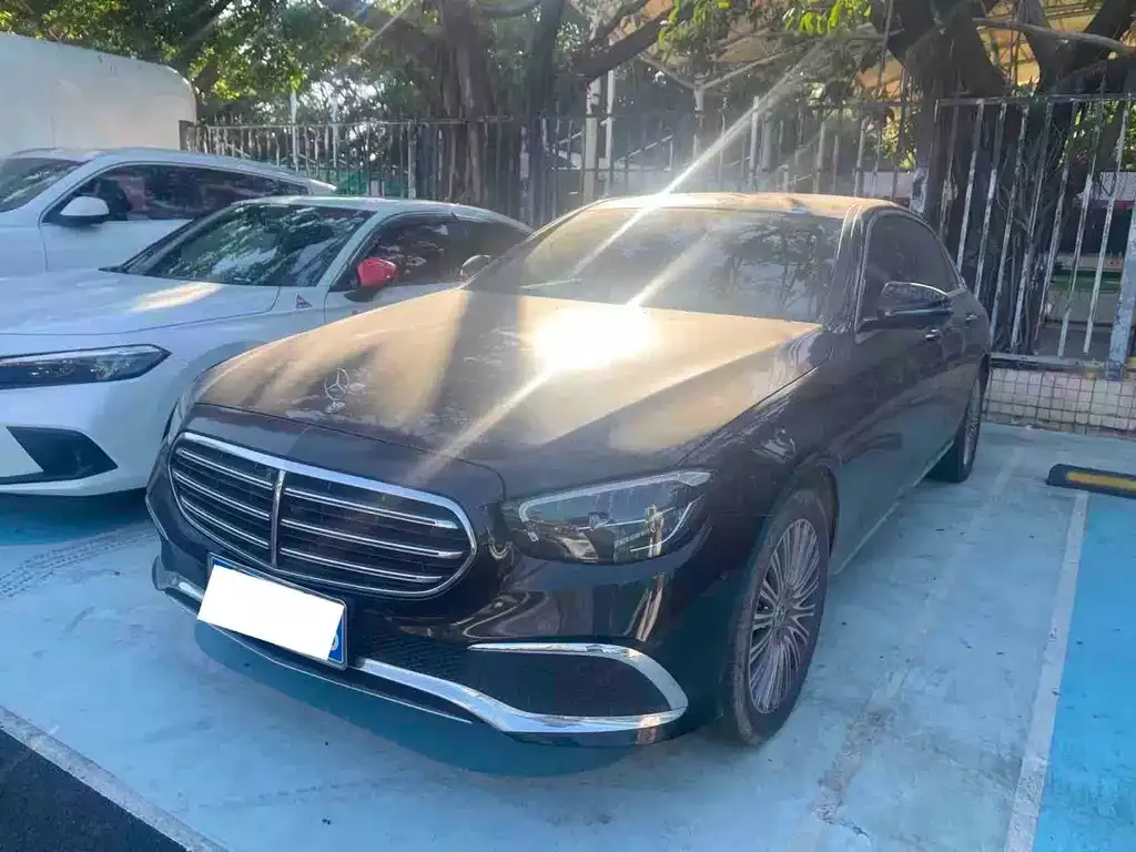 Mercedes-Benz E-Class 2023 из CN, фото 1