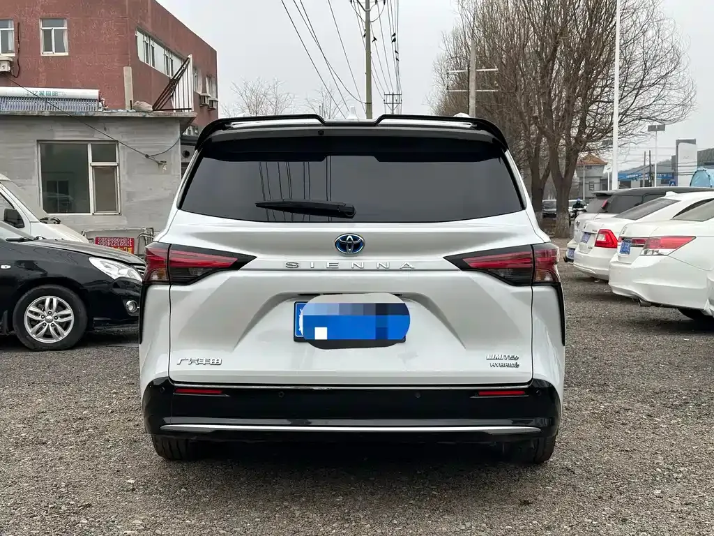 Toyota Sienna 2023 из CN, фото 10
