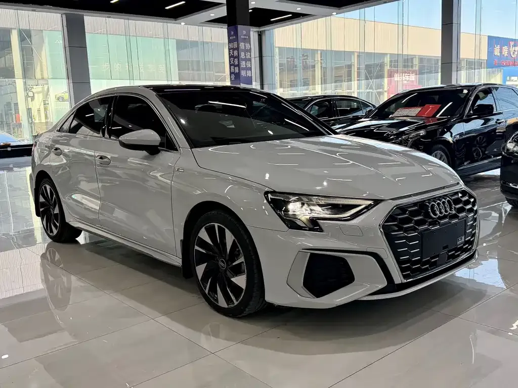 Audi A3 2022 из CN, фото 4