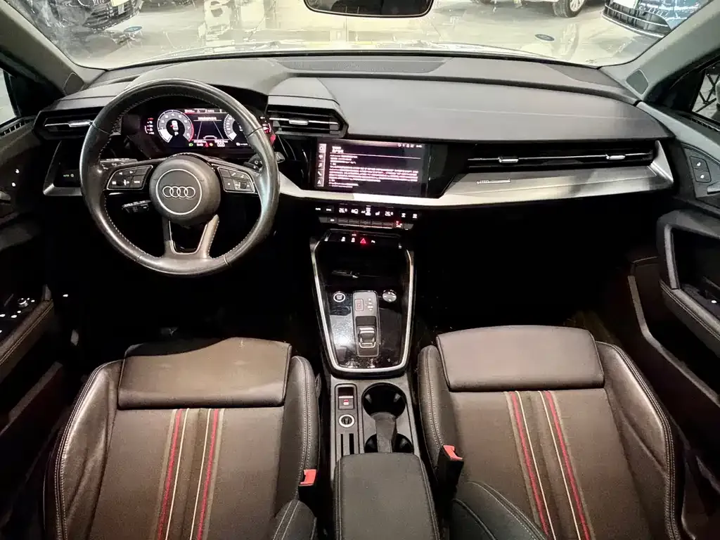 Audi A3 2022 из CN, фото 3