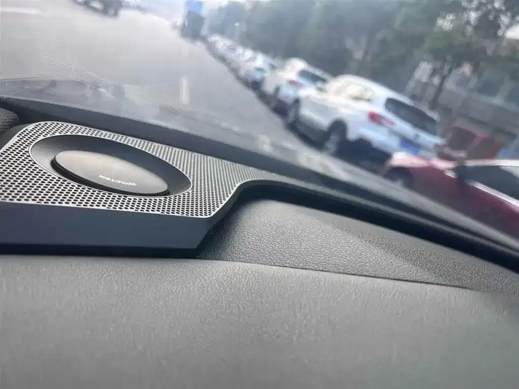 Audi A6L 2024 из CN, фото 3