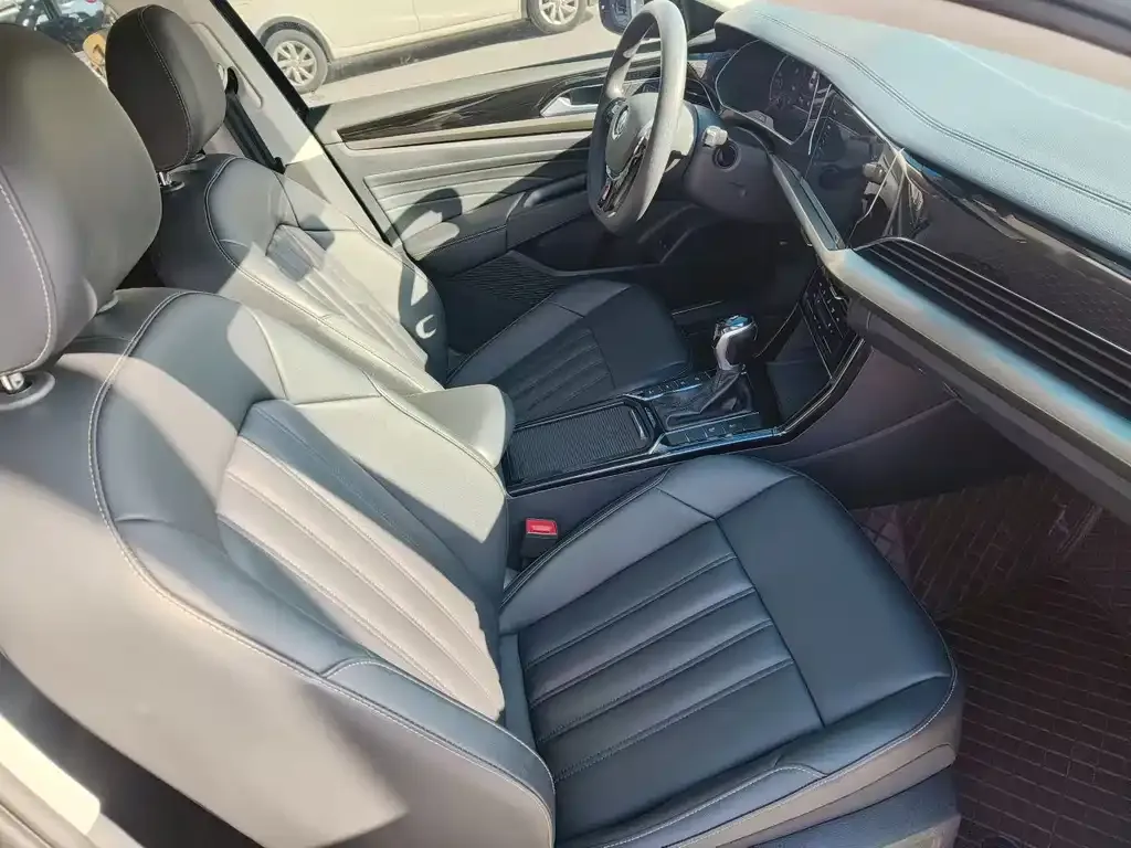 Volkswagen Passat New Energy 2021 из CN, фото 7