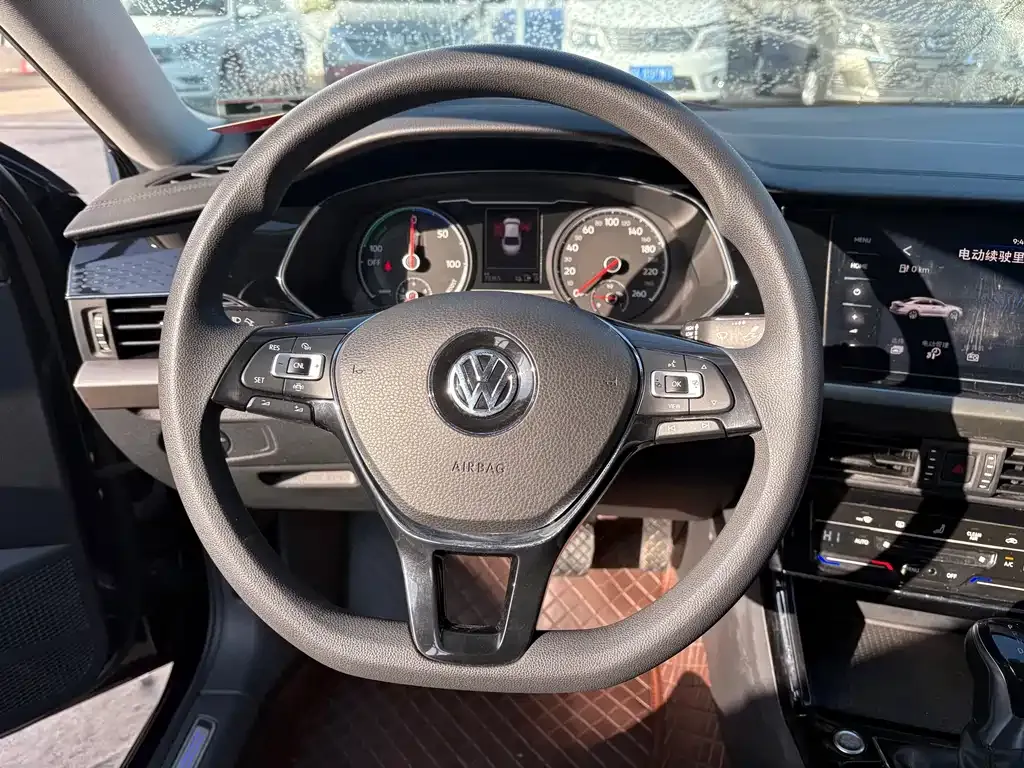 Volkswagen Passat New Energy 2021 из CN, фото 8