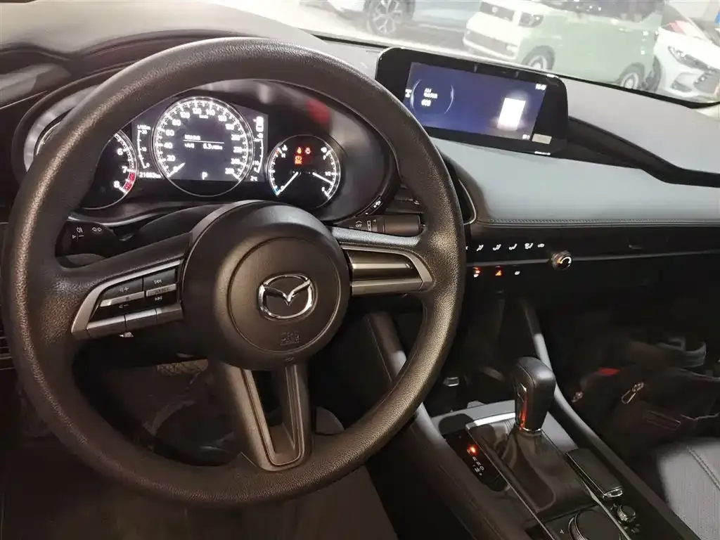 Mazda 3 Axela 2024 из CN, фото 9