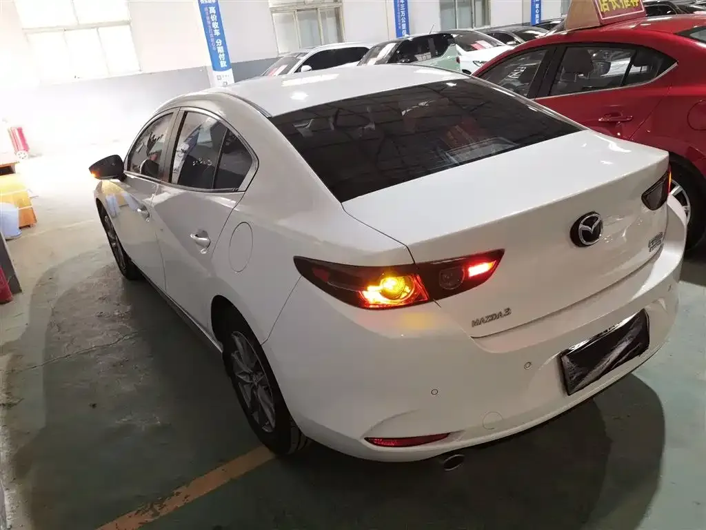 Mazda 3 Axela 2024 из CN, фото 10