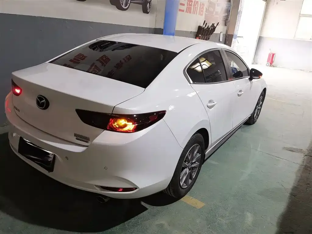 Mazda 3 Axela 2024 из CN, фото 7
