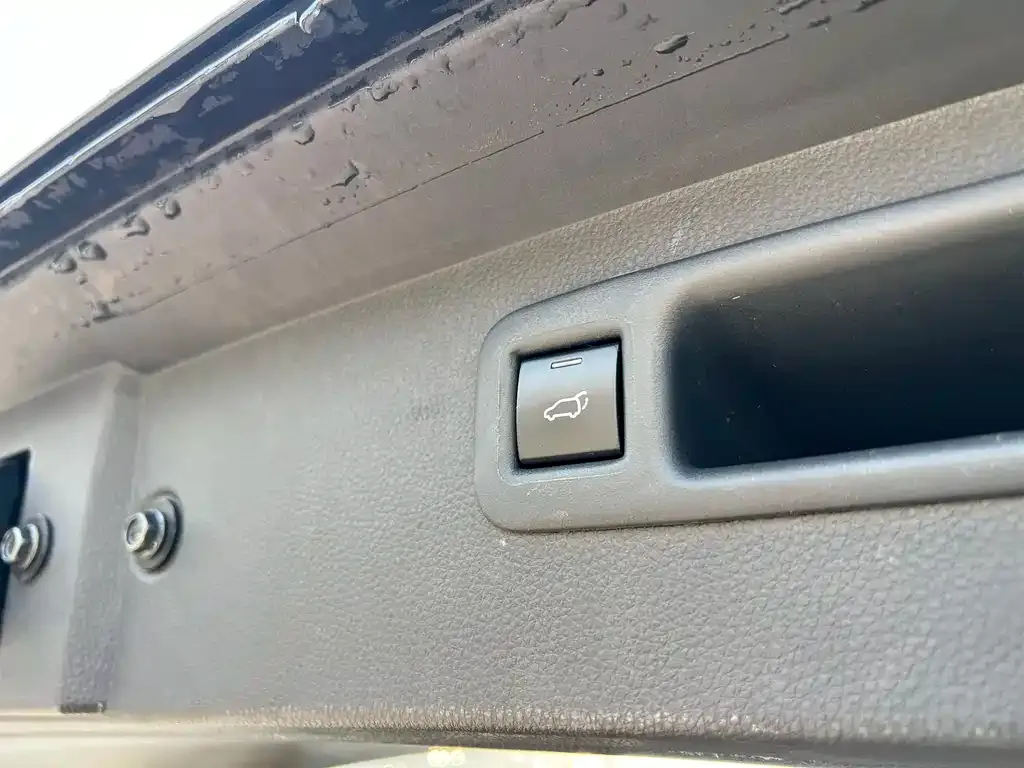 Toyota Highlander 2023 из CN, фото 5