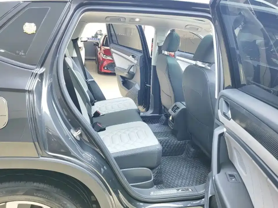 Volkswagen Tayron 2022 из CN, фото 2