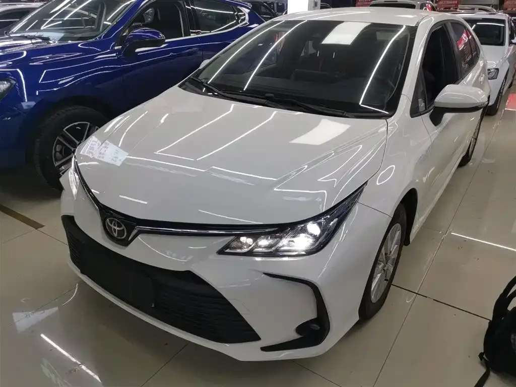 Toyota Corolla 2023 из CN, фото 10