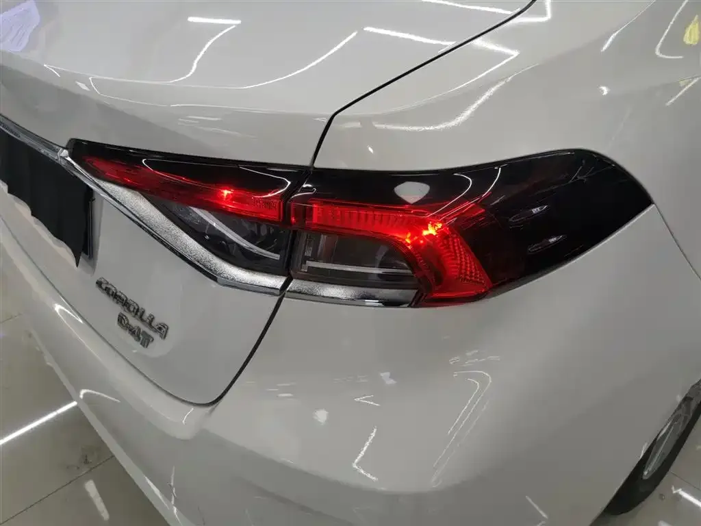 Toyota Corolla 2023 из CN, фото 2