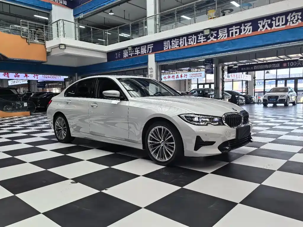 BMW 3 Series 2022 из CN, фото 7
