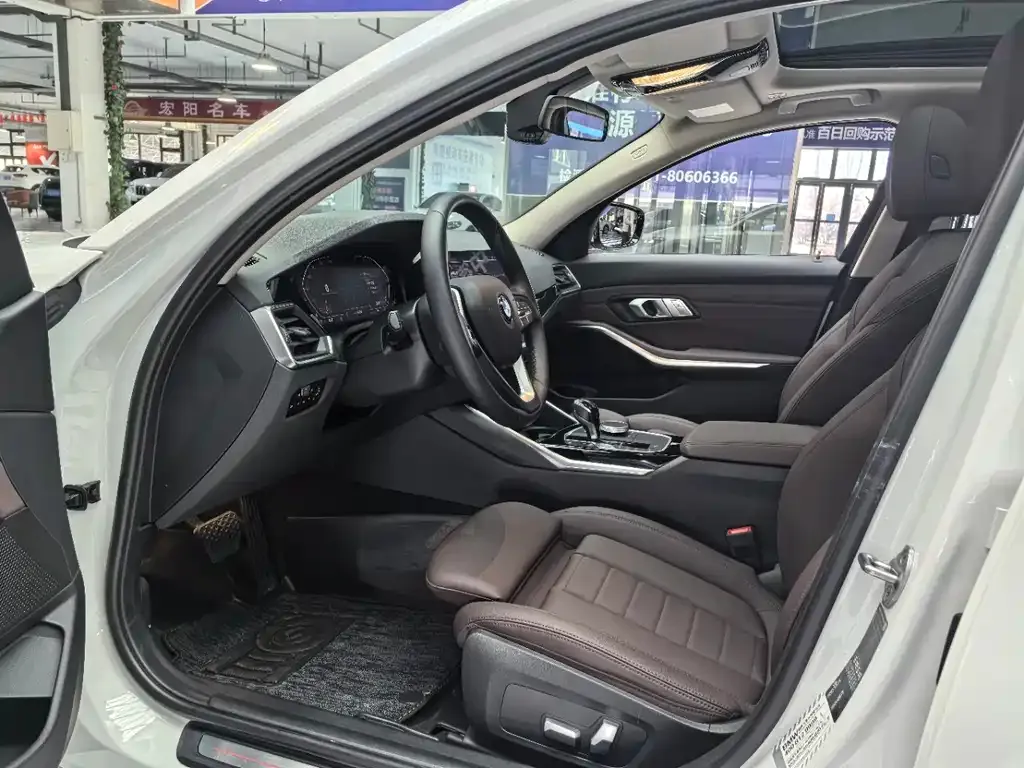 BMW 3 Series 2022 из CN, фото 5