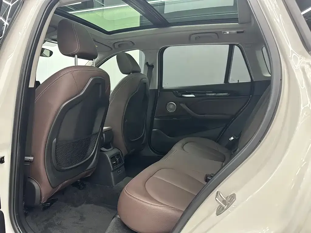 BMW X1 2022 из CN, фото 2