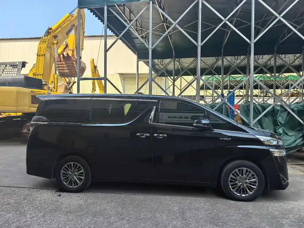 Toyota Vellfire 2021 из CN, фото 5