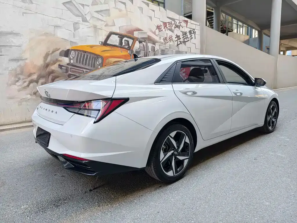 Hyundai Elantra 2022 из CN, фото 9