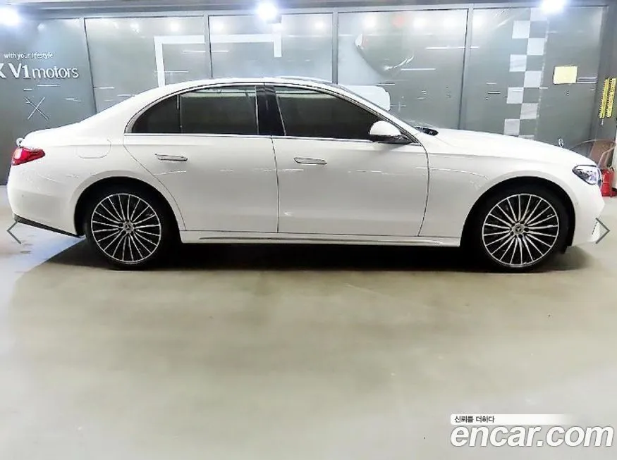 Mercedes-Benz E-Class 2024 из KR, фото 2