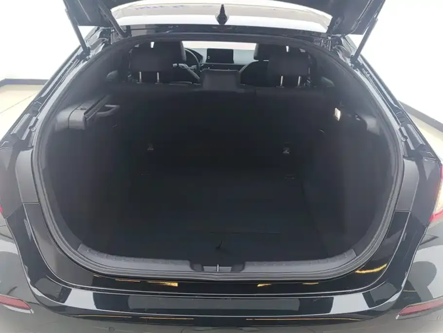 Honda Civic 2025 из CN, фото 3