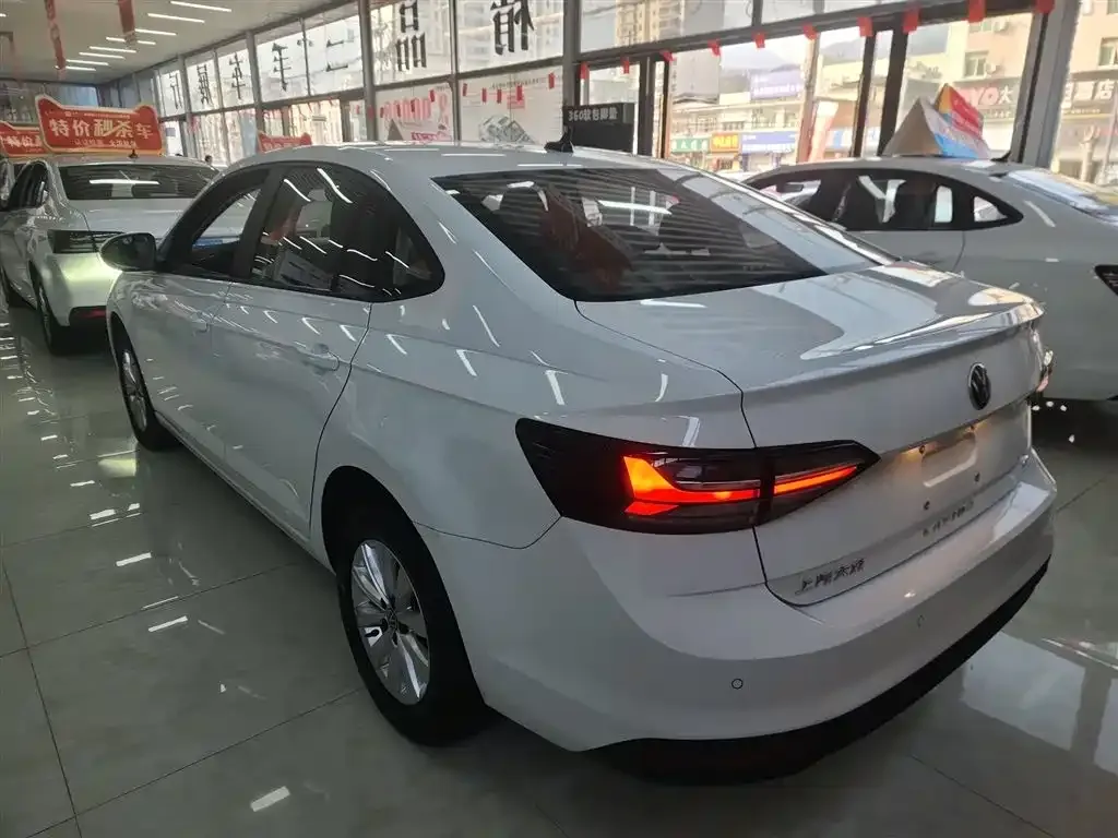 Volkswagen Lavida 2024 из CN, фото 4