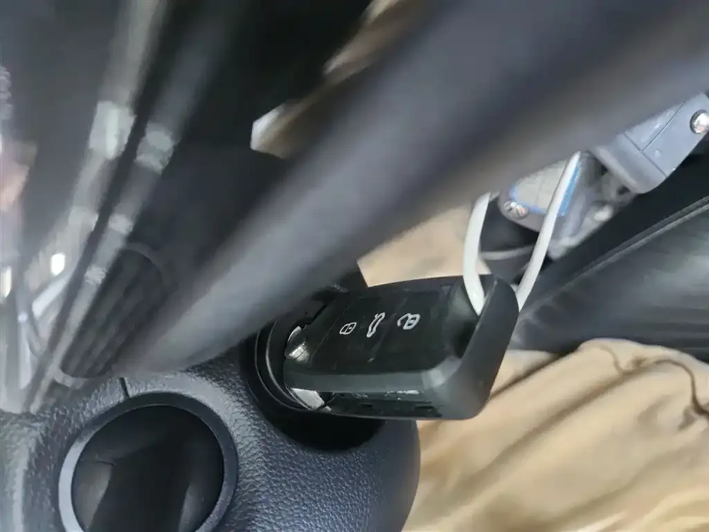Volkswagen Lavida 2024 из CN, фото 3