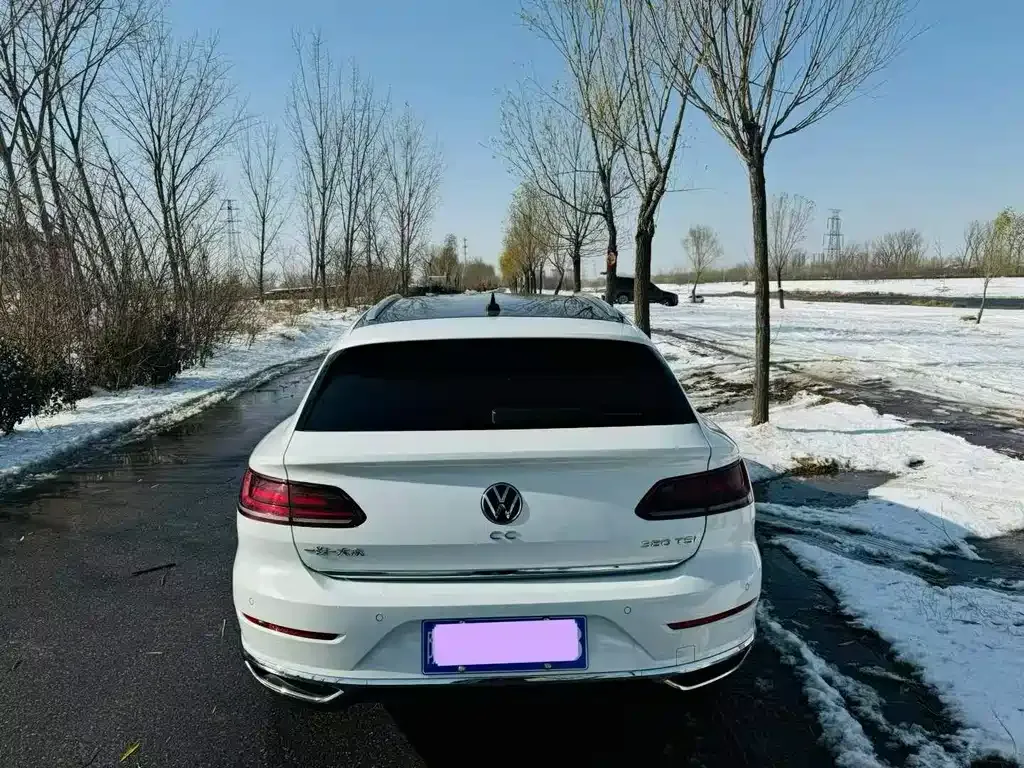 Volkswagen CC 2022 из CN, фото 4