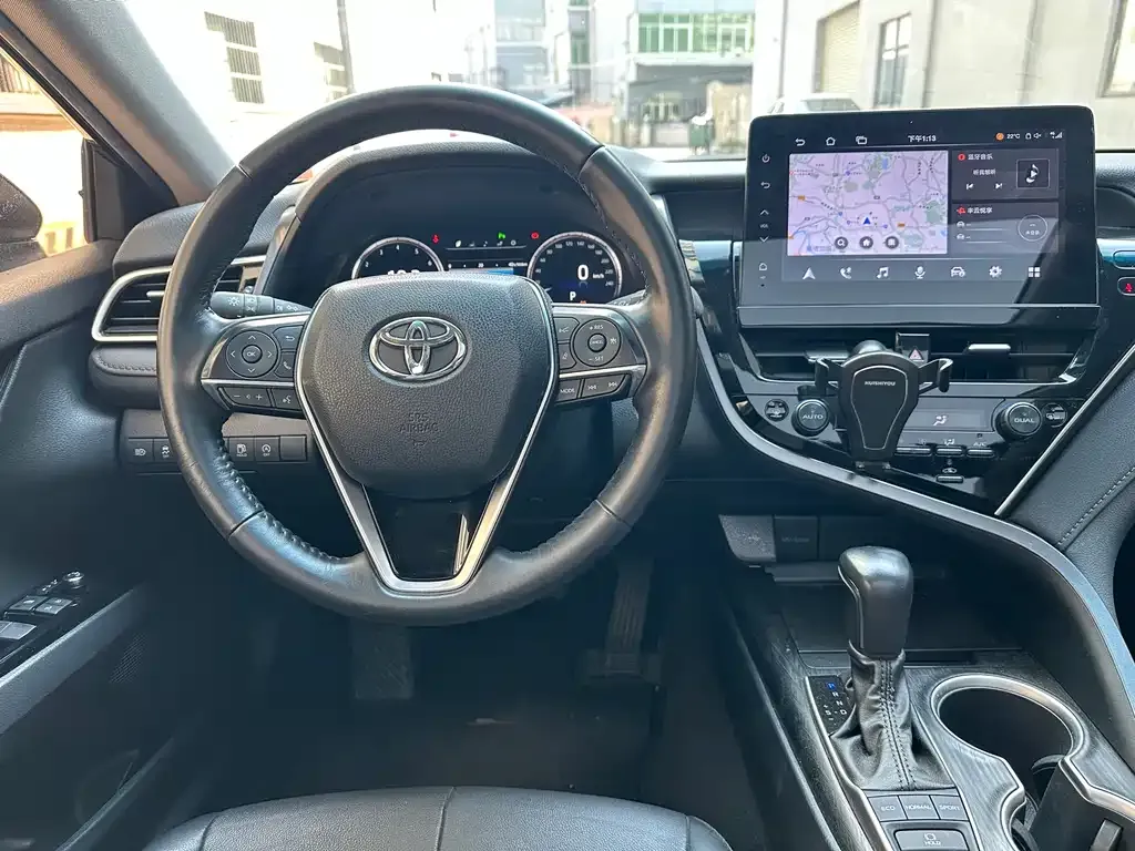 Toyota Camry 2023 из CN, фото 8