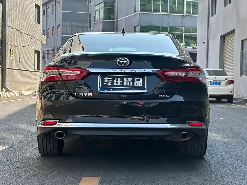 Toyota Camry 2023 из CN, фото 3
