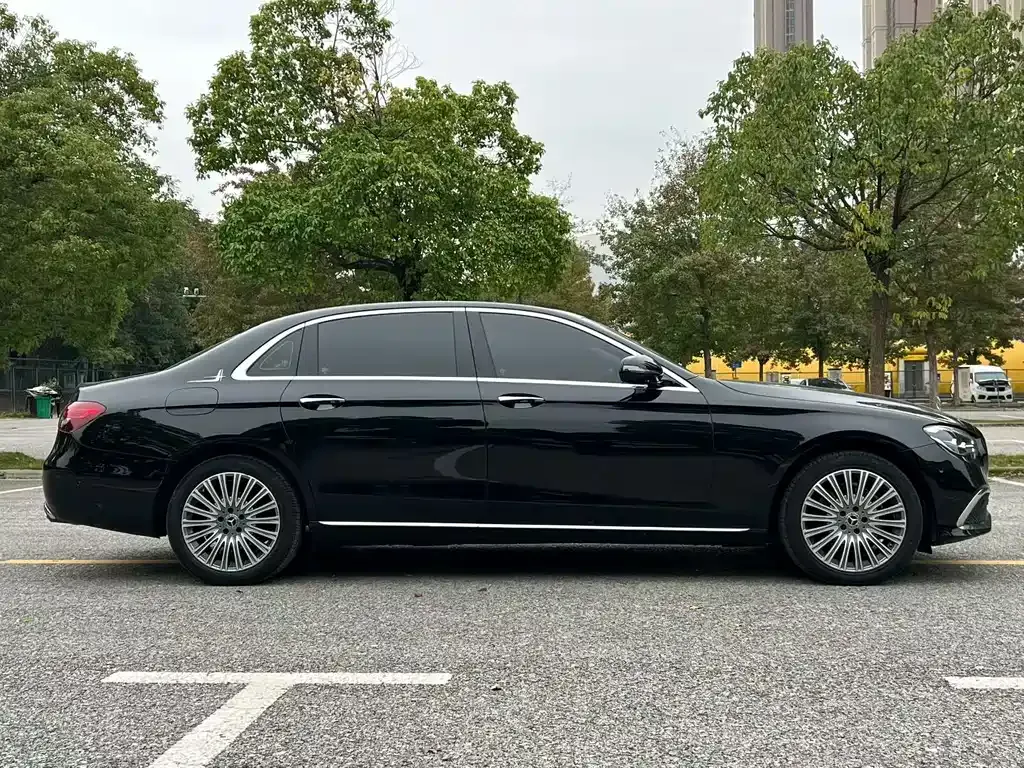 Mercedes-Benz E-Class 2023 из CN, фото 9