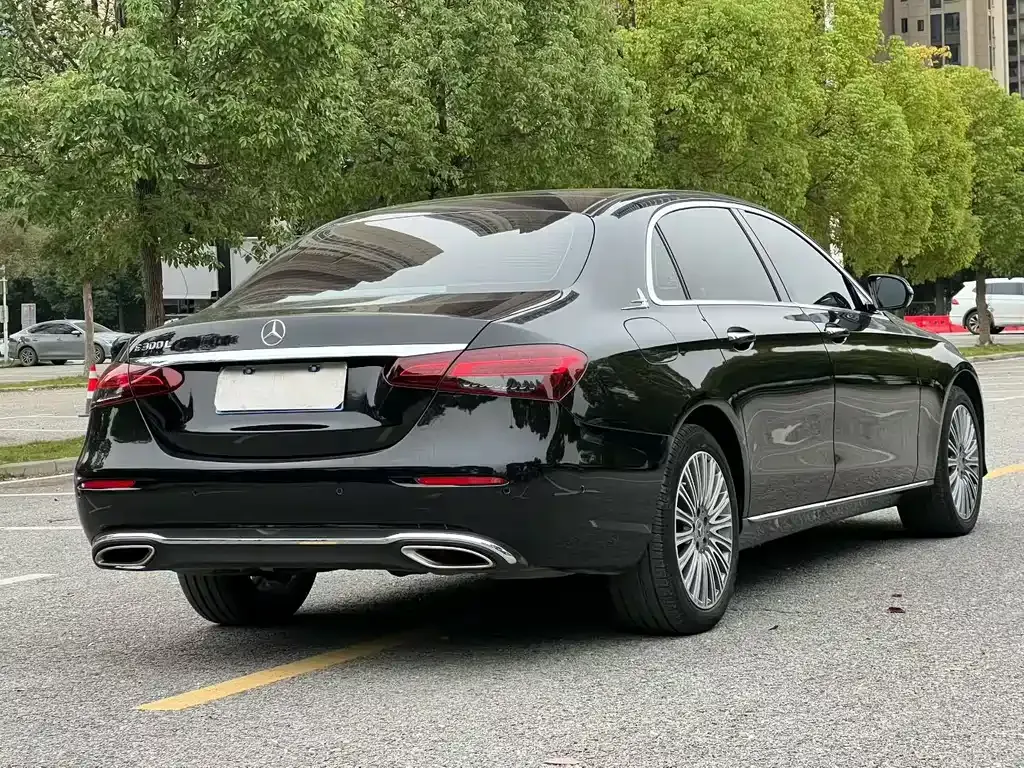 Mercedes-Benz E-Class 2023 из CN, фото 8