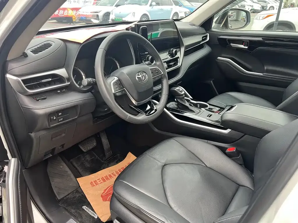 Toyota Highlander 2022 из CN, фото 4