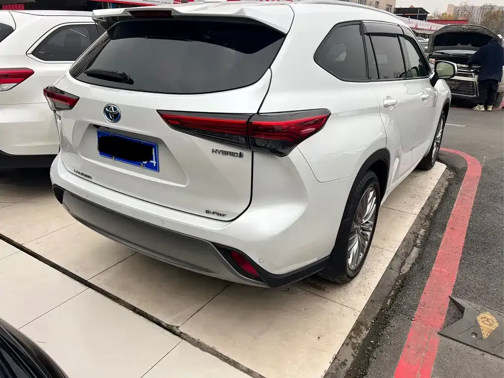 Toyota Highlander 2022 из CN, фото 9