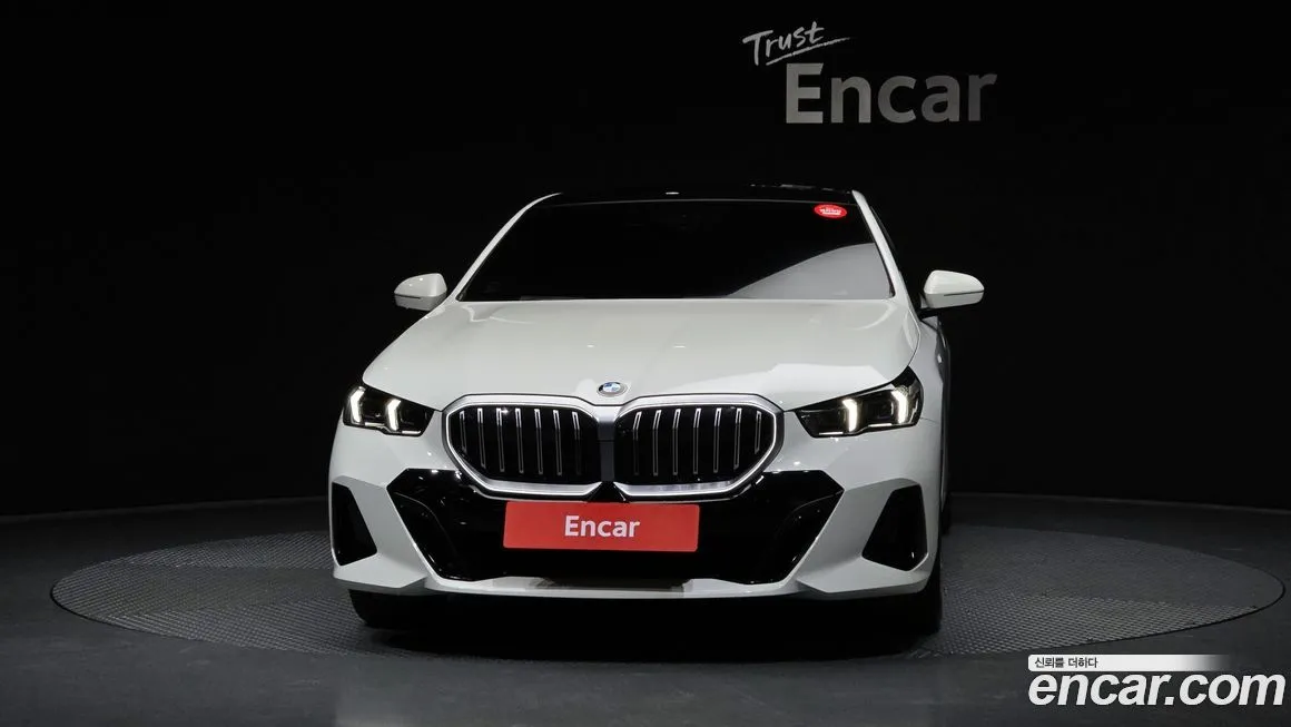 BMW 5-Series 2024 из KR, фото 4