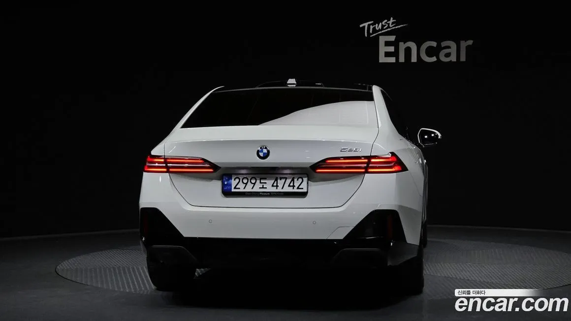 BMW 5-Series 2024 из KR, фото 6