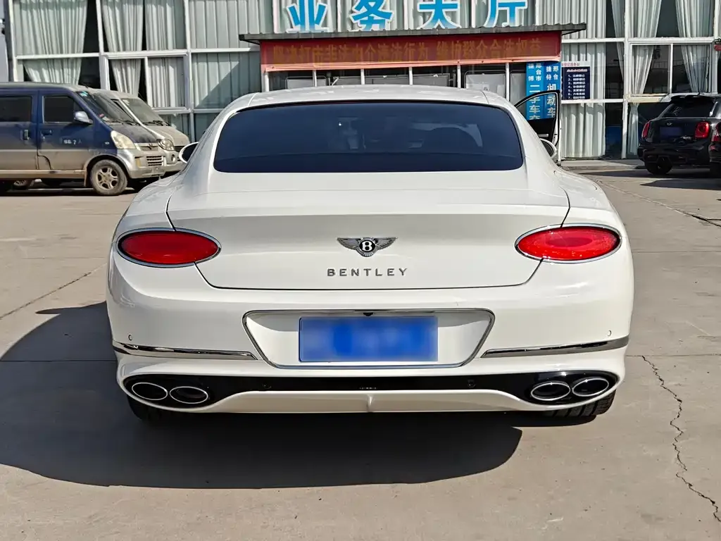 Bentley Continental 2022 из CN, фото 4