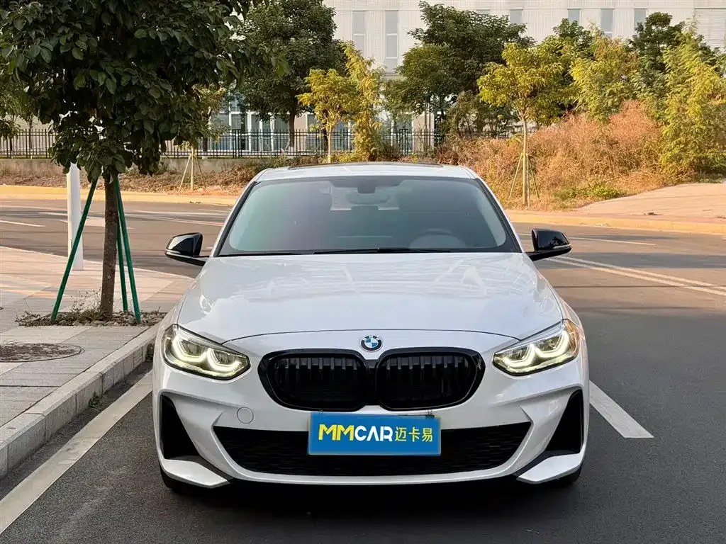 BMW 1 Series 2022 из CN, фото 6