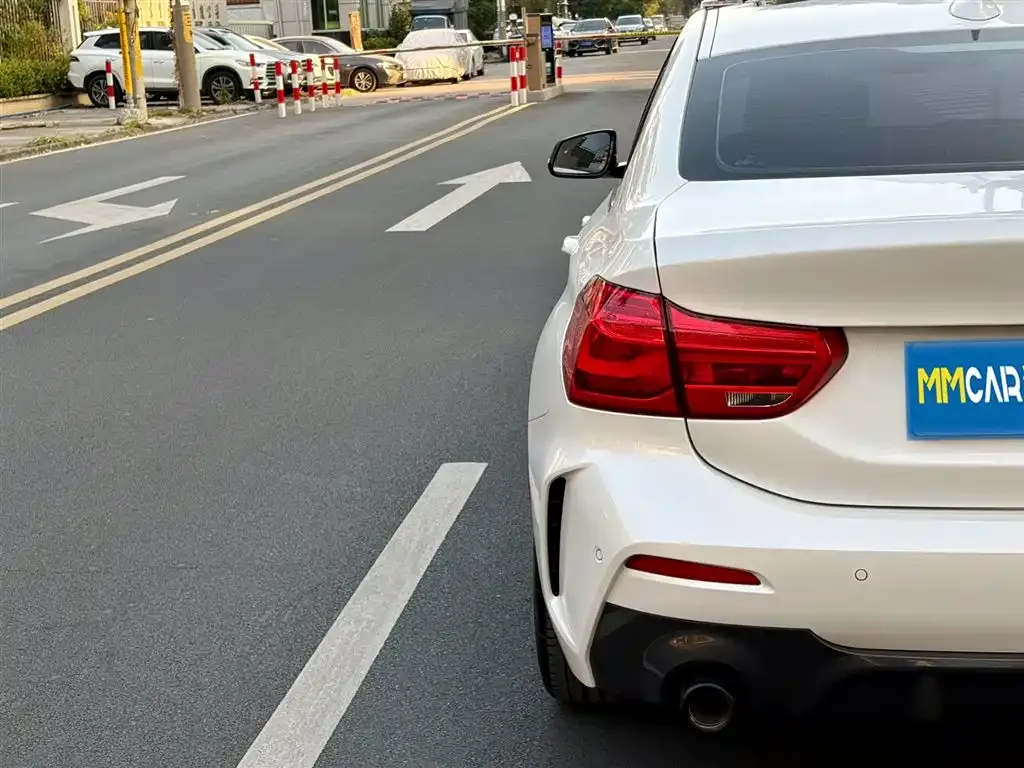 BMW 1 Series 2022 из CN, фото 3