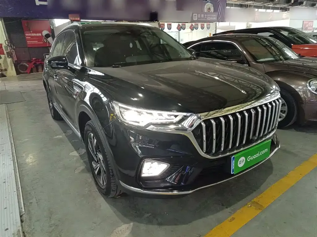 Hongqi HS5 — фото 4