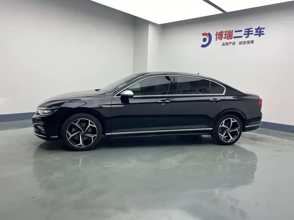 Volkswagen Magotan 2024 из CN, фото 6