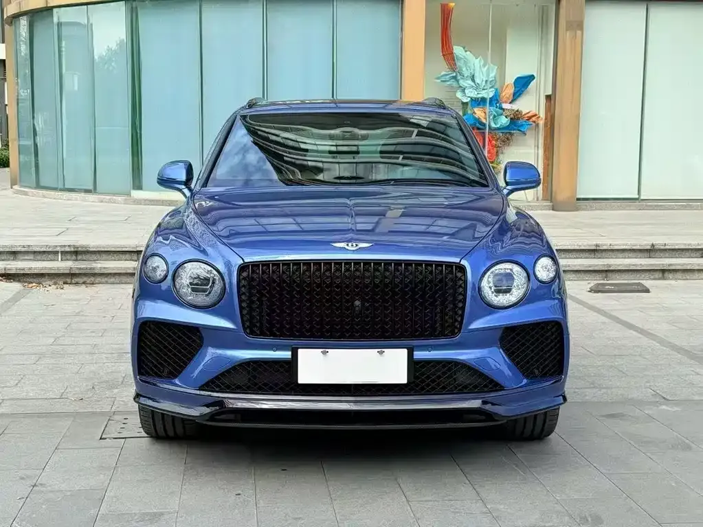 Bentley Bentayga 2022 из CN, фото 1