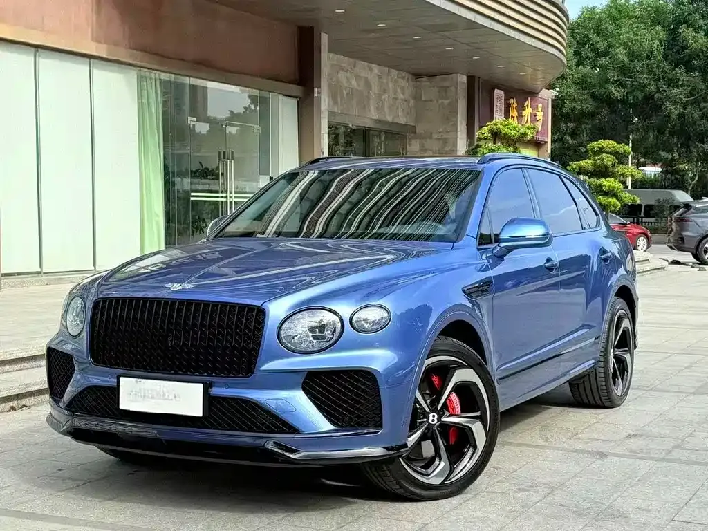 Bentley Bentayga 2022 из CN, фото 7