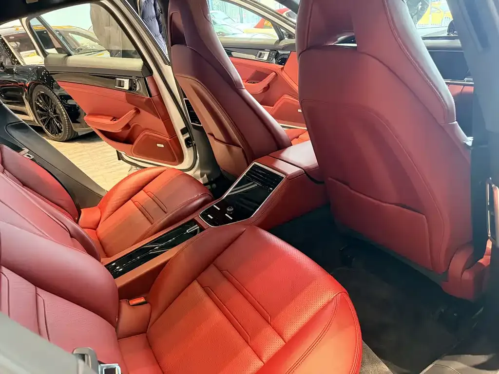 Porsche Panamera 2021 из CN, фото 2