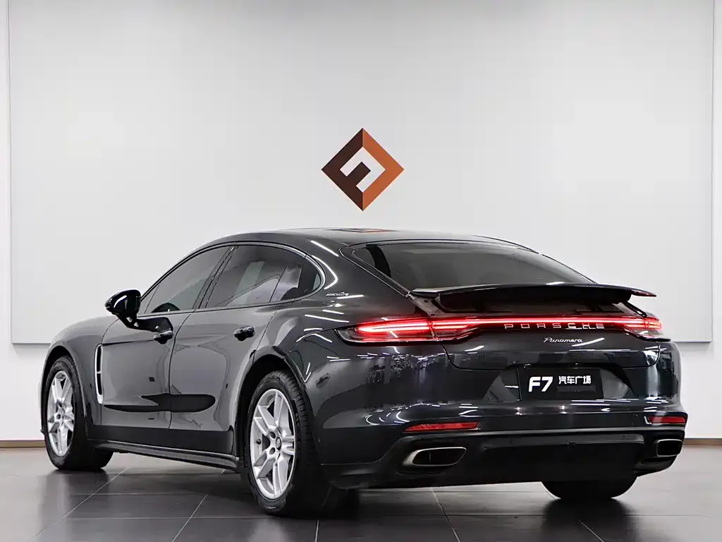 Porsche Panamera — фото 3