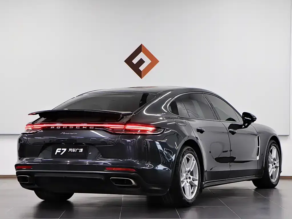 Porsche Panamera — фото 4