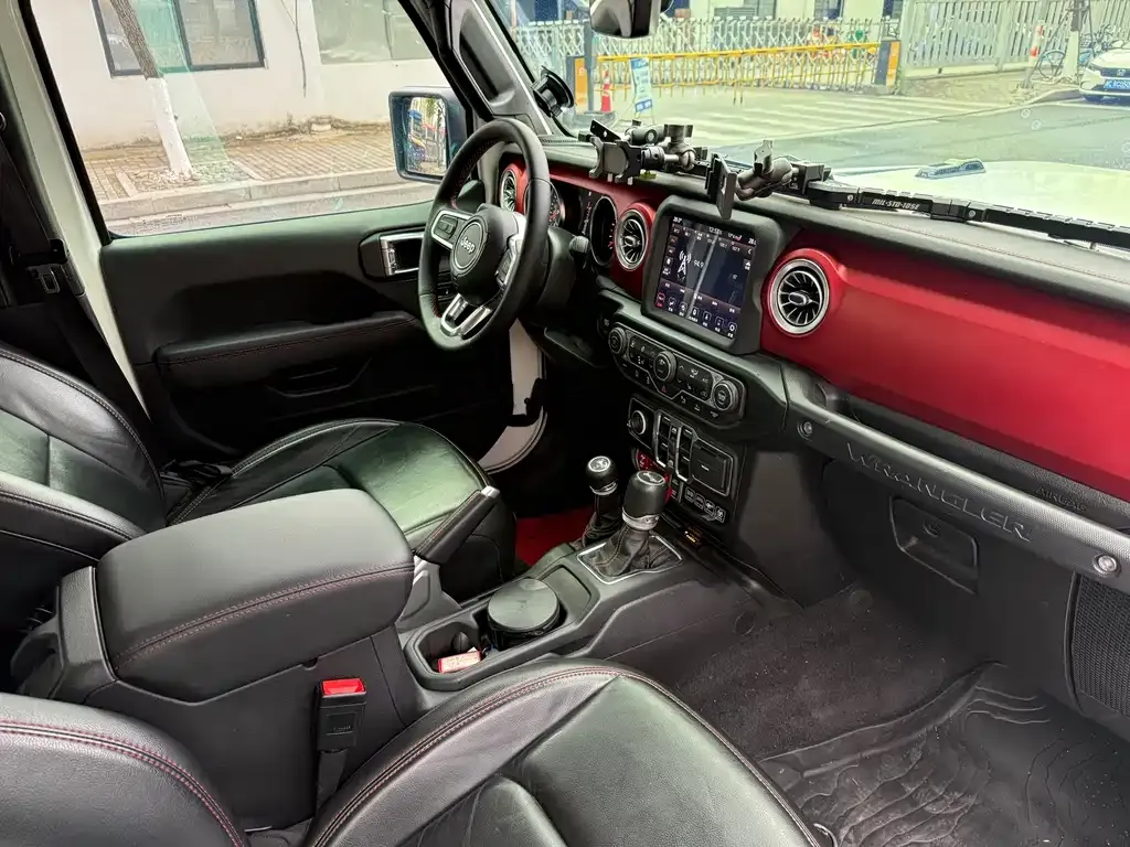 Jeep Wrangler 2021 из CN, фото 3