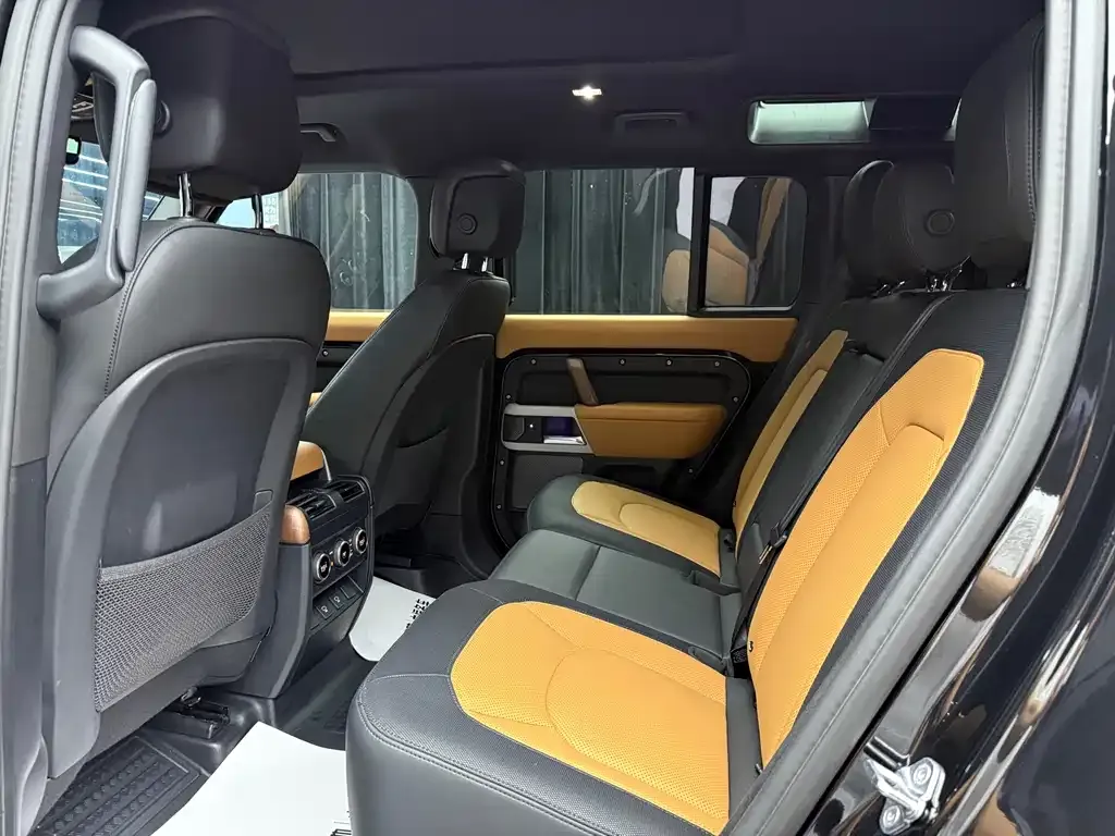 Land Rover Defender 2024 из CN, фото 9