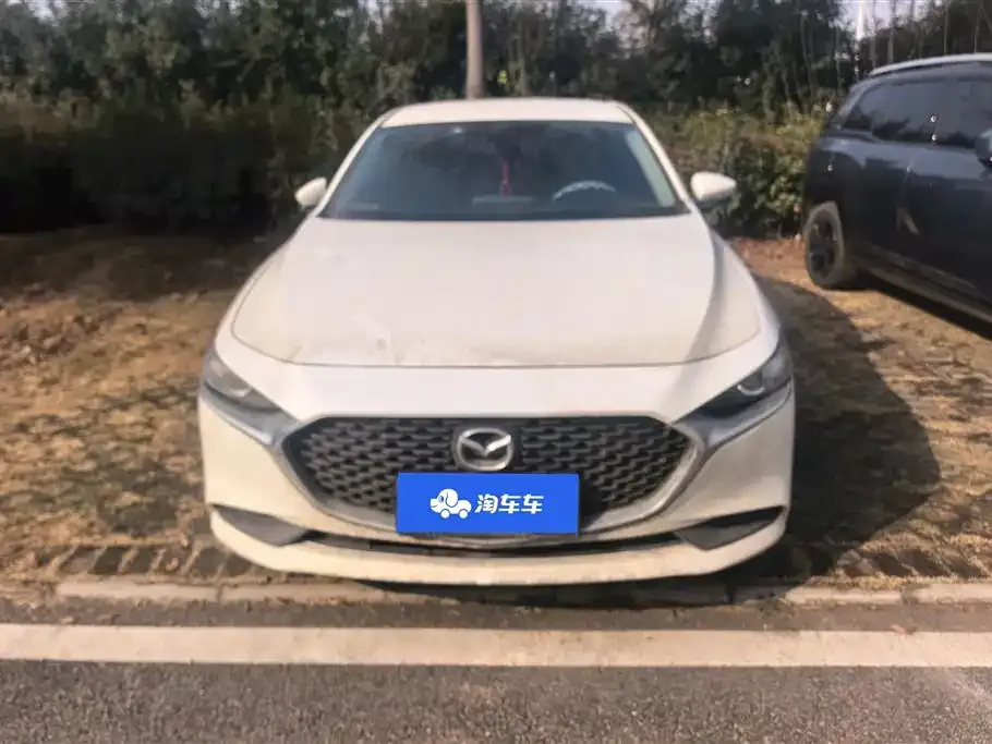 Mazda 3 Axela 2022 из CN, фото 4