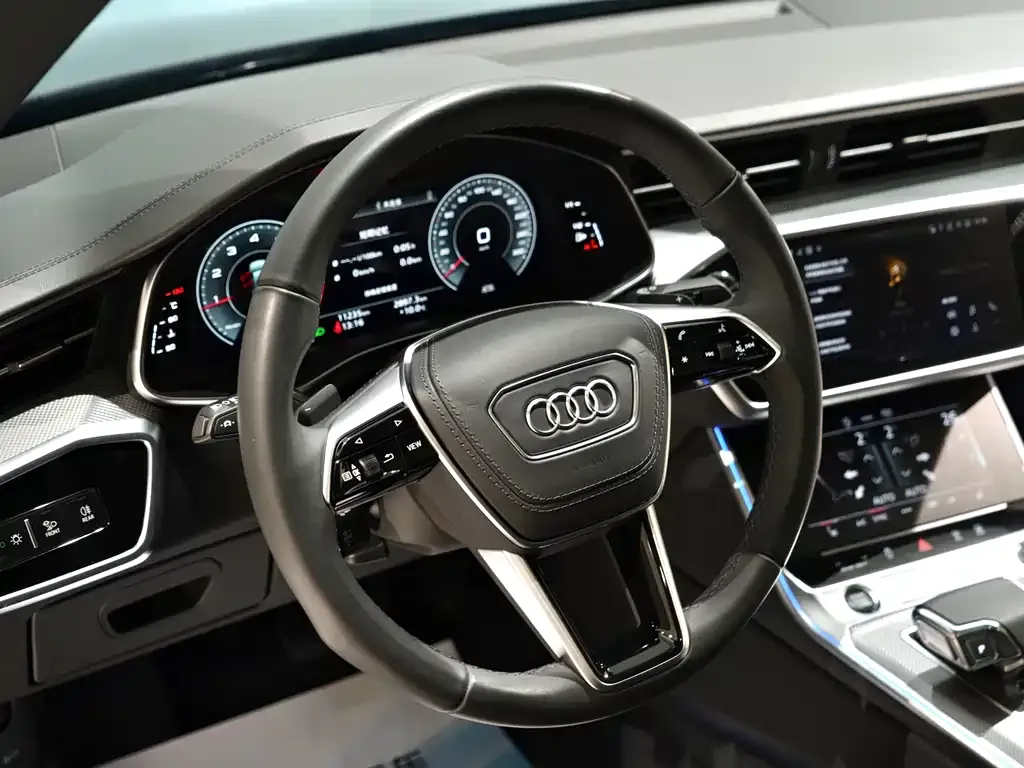 Audi A6L 2025 из CN, фото 3