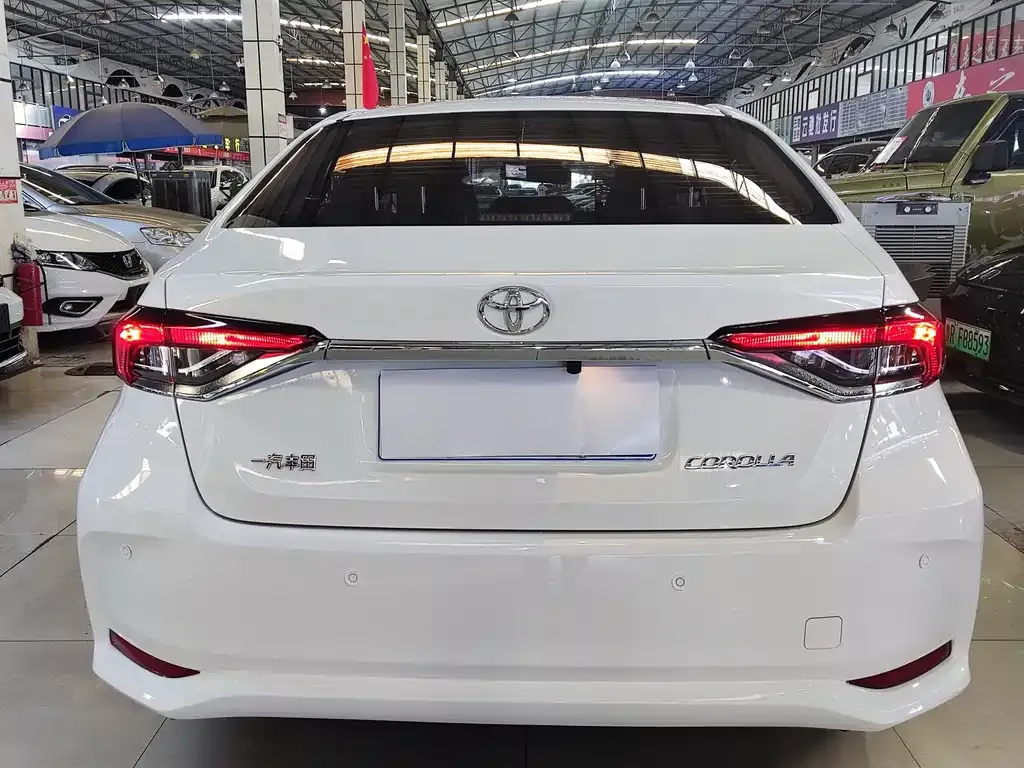 Toyota Corolla 2021 из CN, фото 6