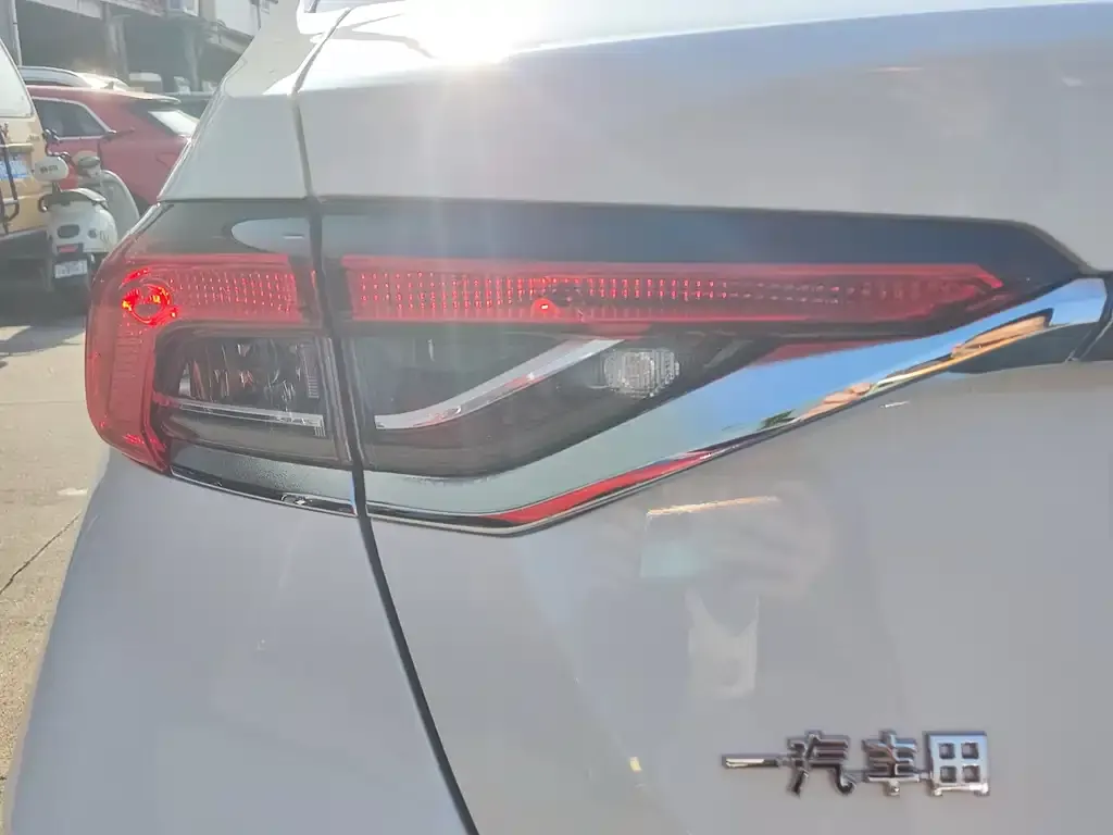 Toyota Corolla 2021 из CN, фото 4